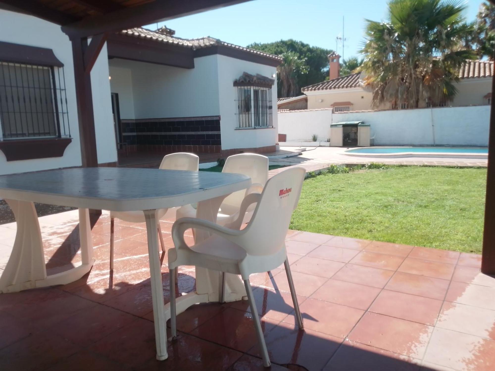 Agradable Chalet Con Piscina Para Escapadas. Chiclana de la Frontera Exteriör bild
